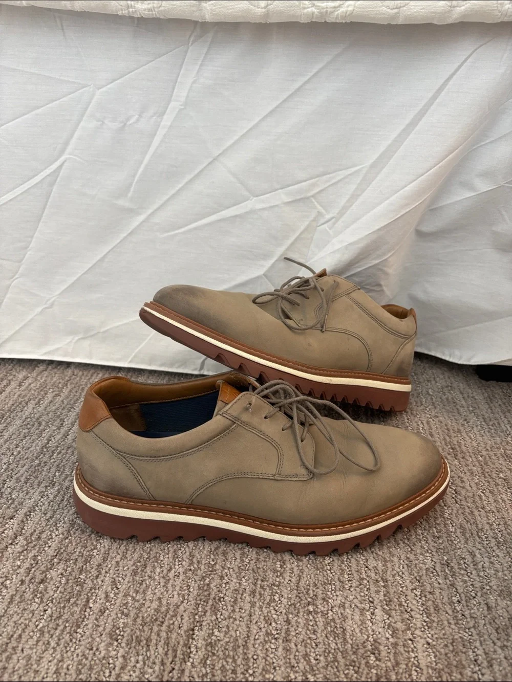 Johnston & Murphy lightweight flexible